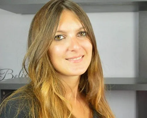 avis nina habault youtube