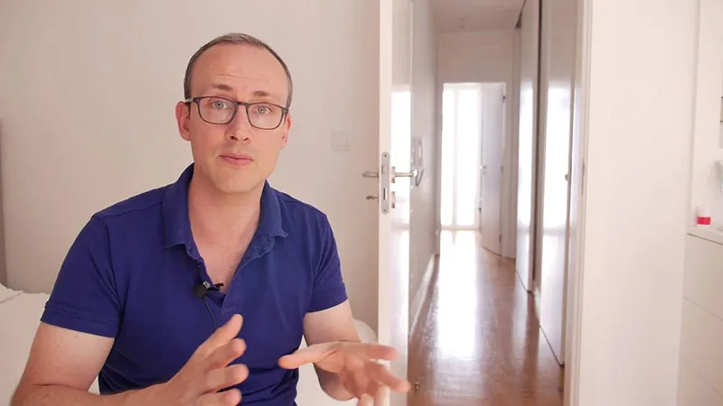 gagner argent tout en voyageant aurelien amacker avis